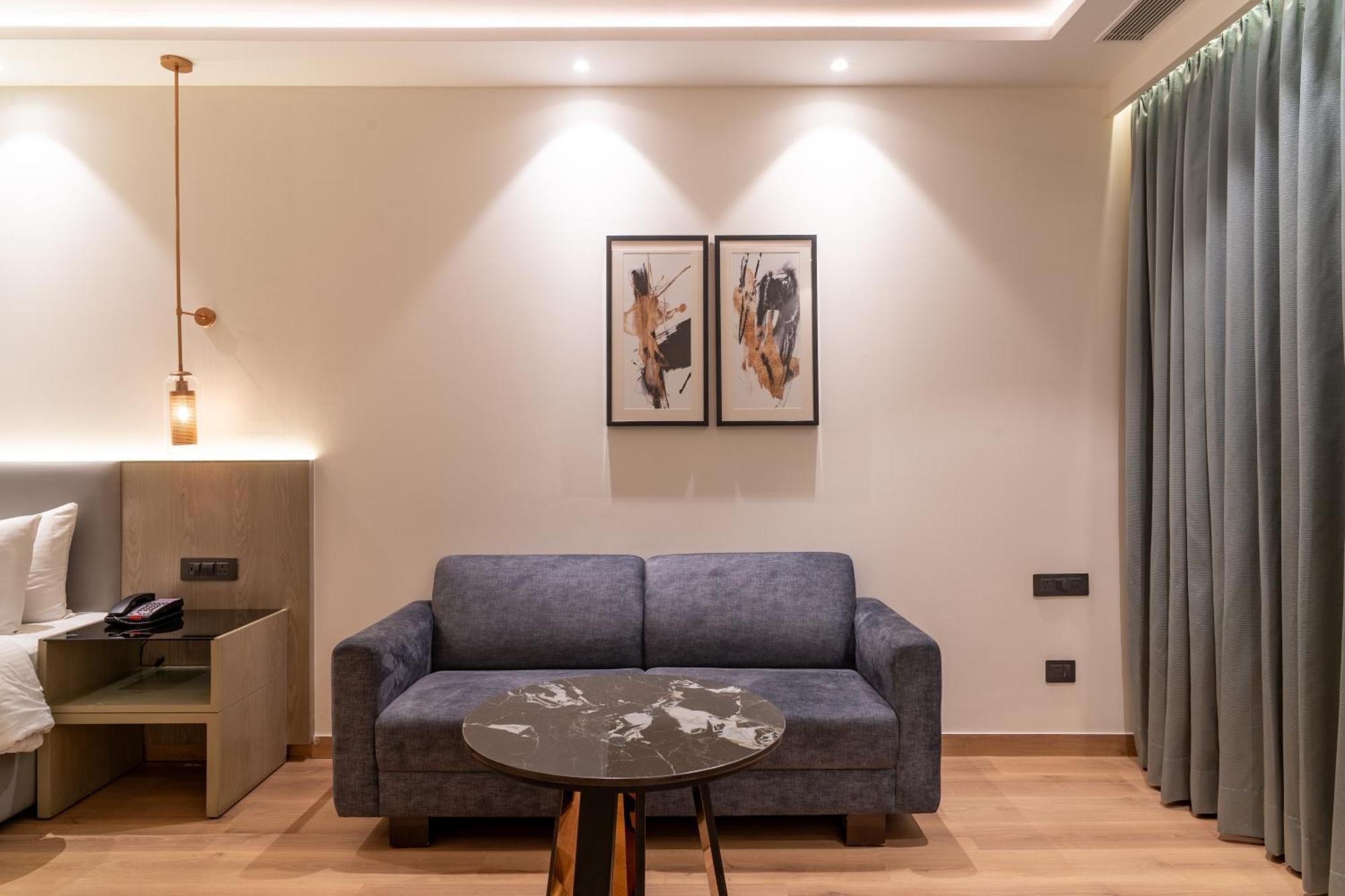 Regenta Place Amritsar By Royal Orchid Hotels Limited Exteriör bild