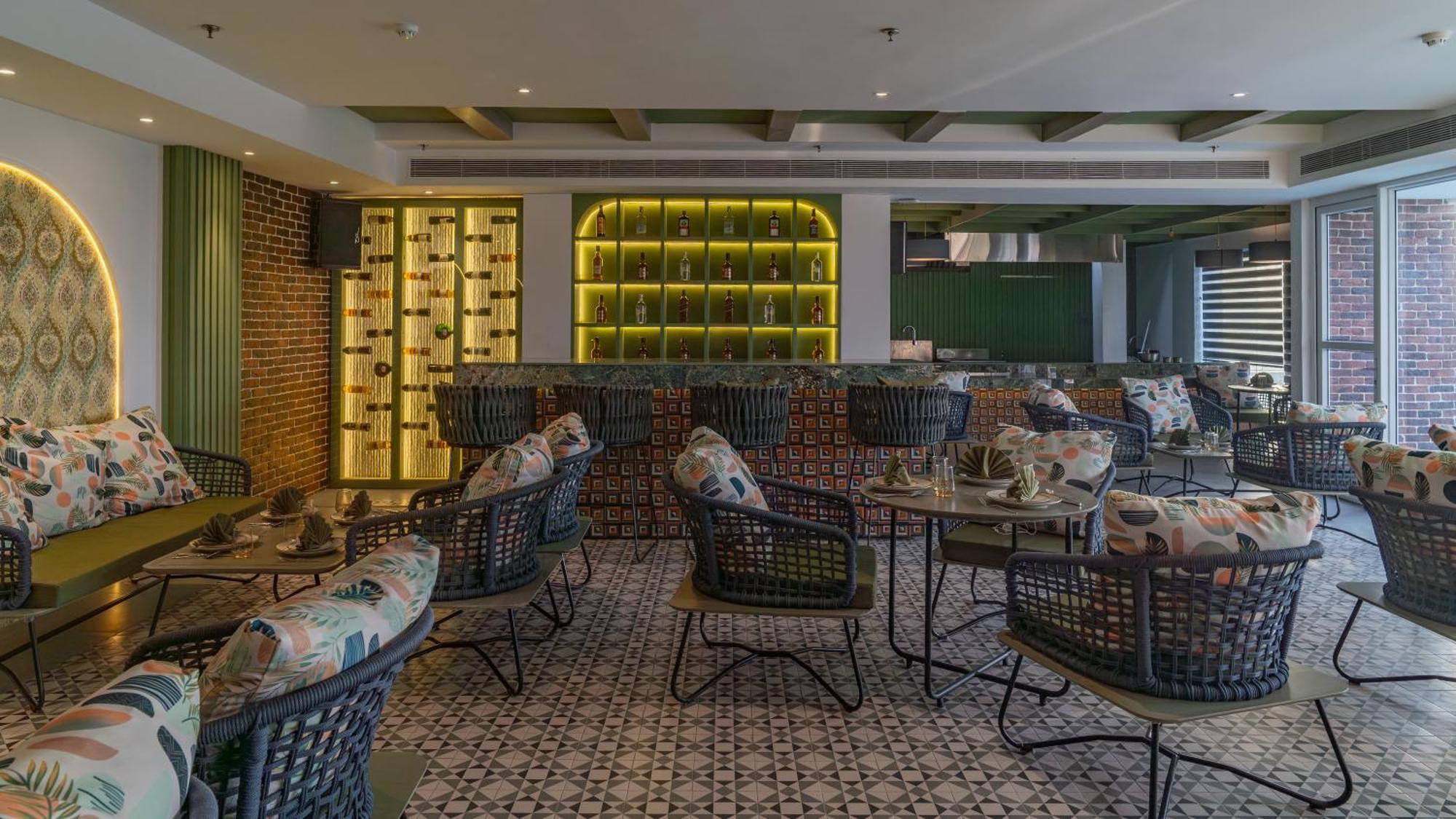 Regenta Place Amritsar By Royal Orchid Hotels Limited Exteriör bild