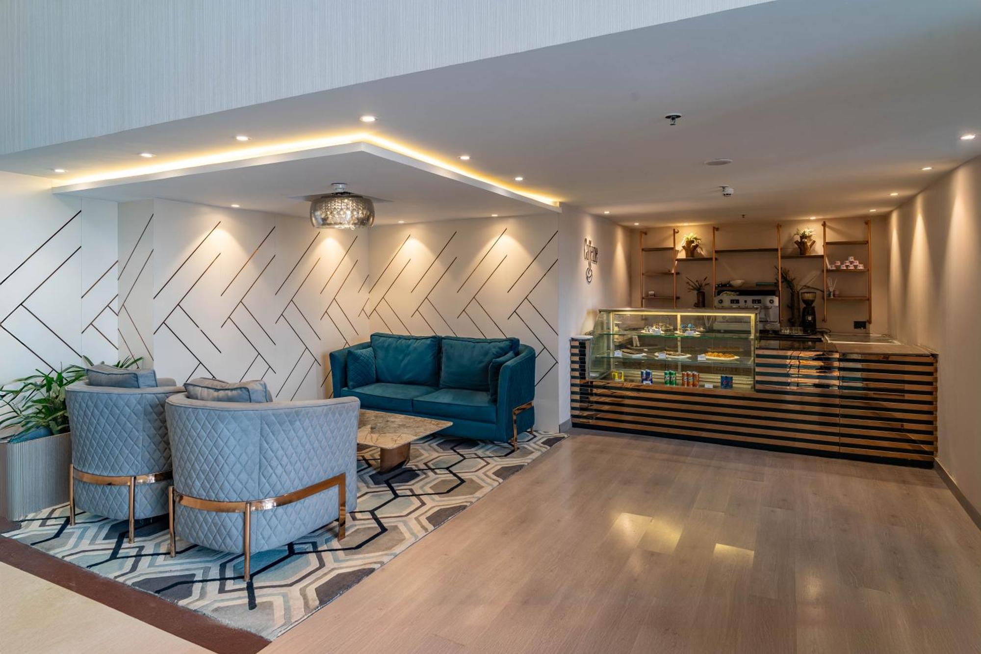 Regenta Place Amritsar By Royal Orchid Hotels Limited Exteriör bild